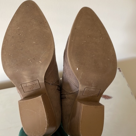 American Rag brown suede booties - Picture 6 of 6